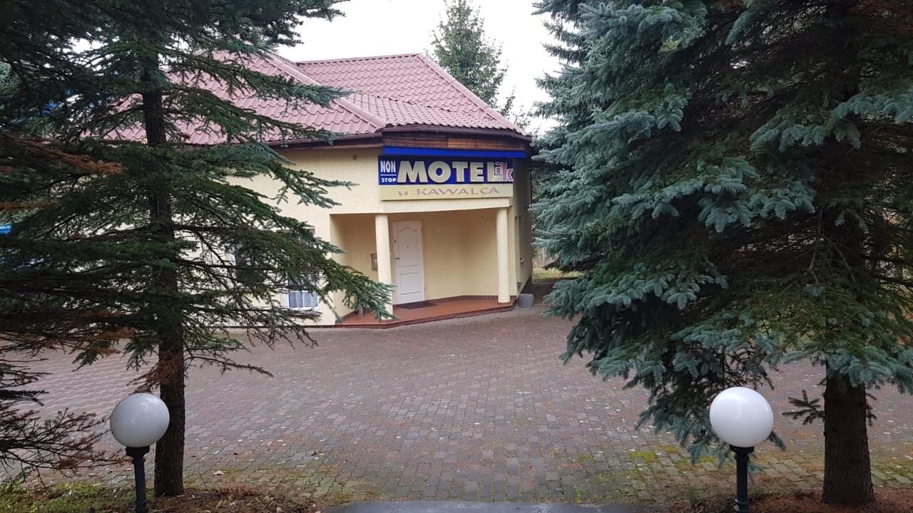 Мотели Motel Domek Myśliwski Bobolice-7